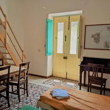 Cala Vinagra House
