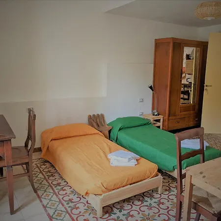 Cala Vinagra House Hotel